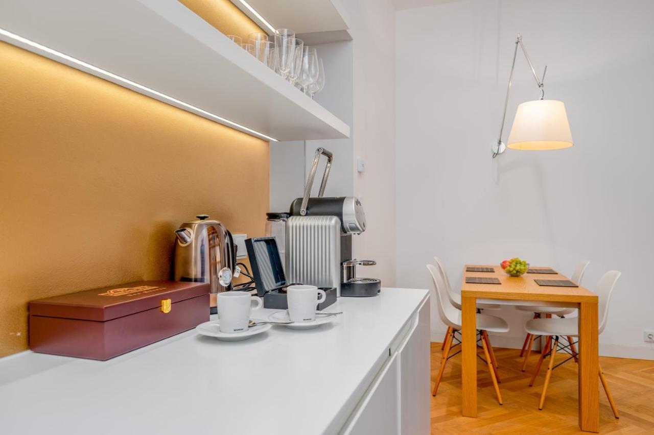 Days - Old Town - Spacious Apartmán